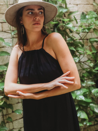 Vestido Halter Corte Fresco