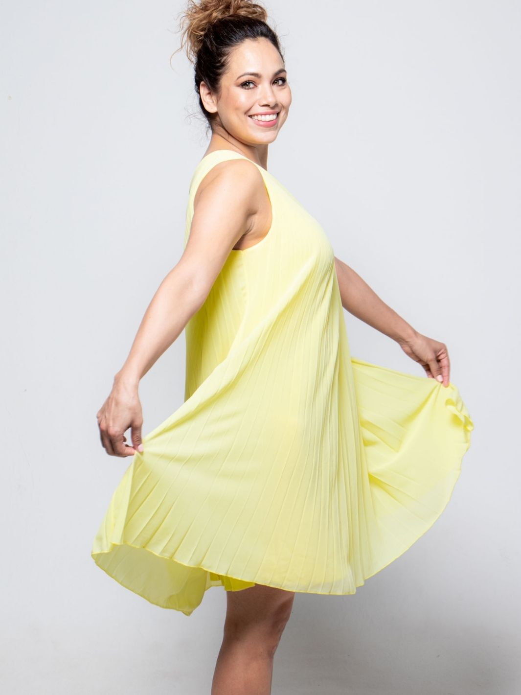 Vestido Midi De Ensueño Vestidos Dine &amp; Dance Amarillo Palo