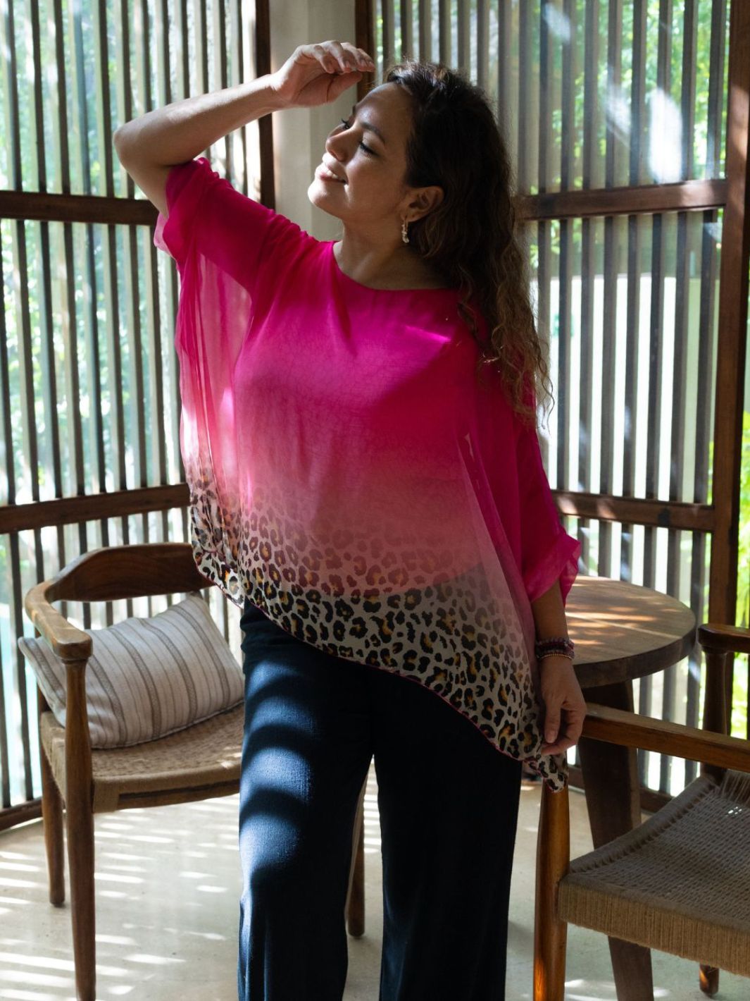 Blusa Leopardo Chic Blusas y Camisas Dine &amp; Dance Fucsia